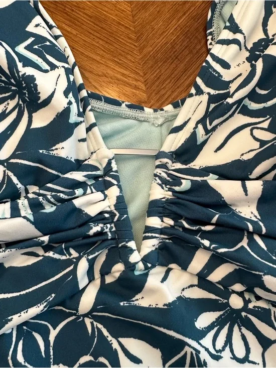 Adore Me One Piece Andria Contour Floral Daisy Swimsuit, Plus Size 4X or 28 New - Picture 3 of 11